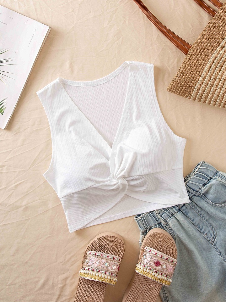 Women's Plain V Neck Crop Tank Top, Casual Sleeveless Top for Summer, Ladies Clothes for Daily Wear