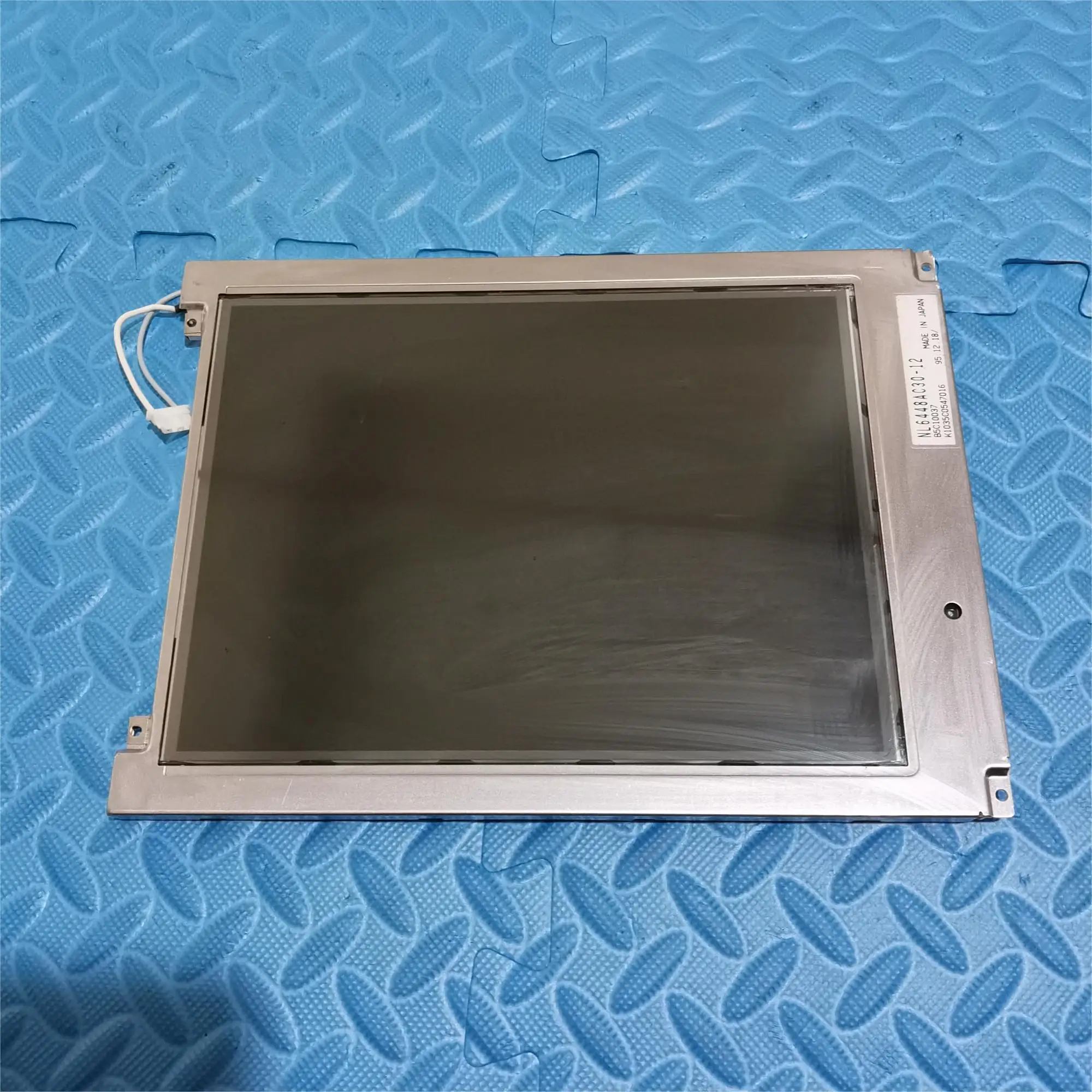 100% original 9.4-inch NL6448AC30-12 LCD display screen