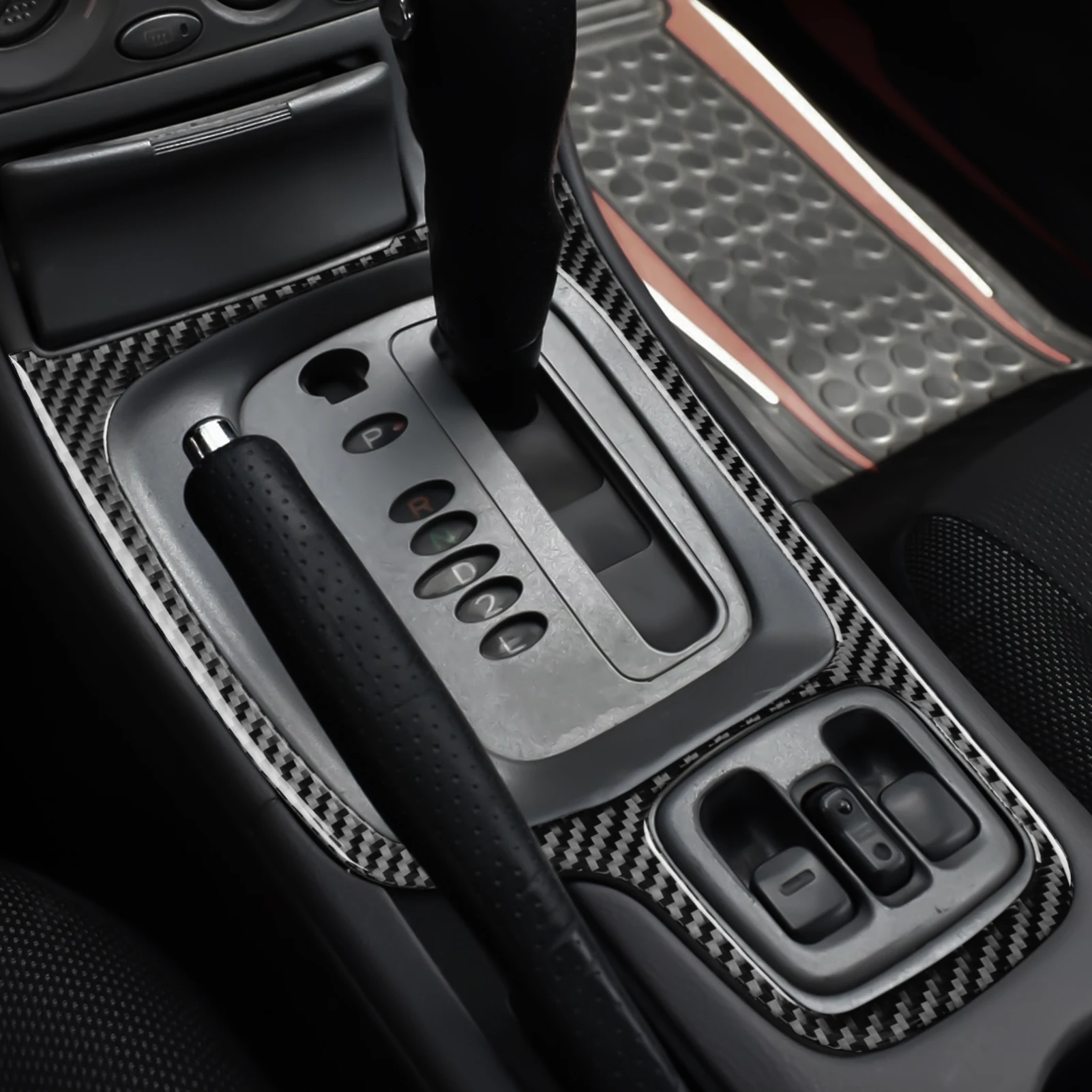 リアル カーボンファイバー センター コンソール ギア シフト パネル カバー フレーム トリム 適用: アウディ/AUDI A4L A5 2017 2018/適用: A4 AL-QQ-8261 AL 100％リアル 車＆バイク 車中央制御ギアシフトパネルトリムカバー