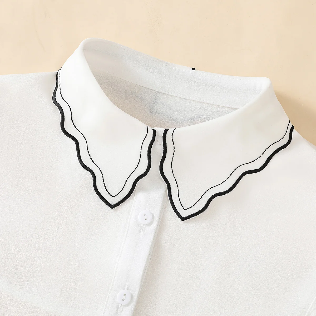 Women&rsquo;s Fashion Embroidered Chiffon Fake Collar with Black Edge Wave Embroidered Collar Paired with Sweater Shirt Versatile Coll fake collar detachable collar shawl