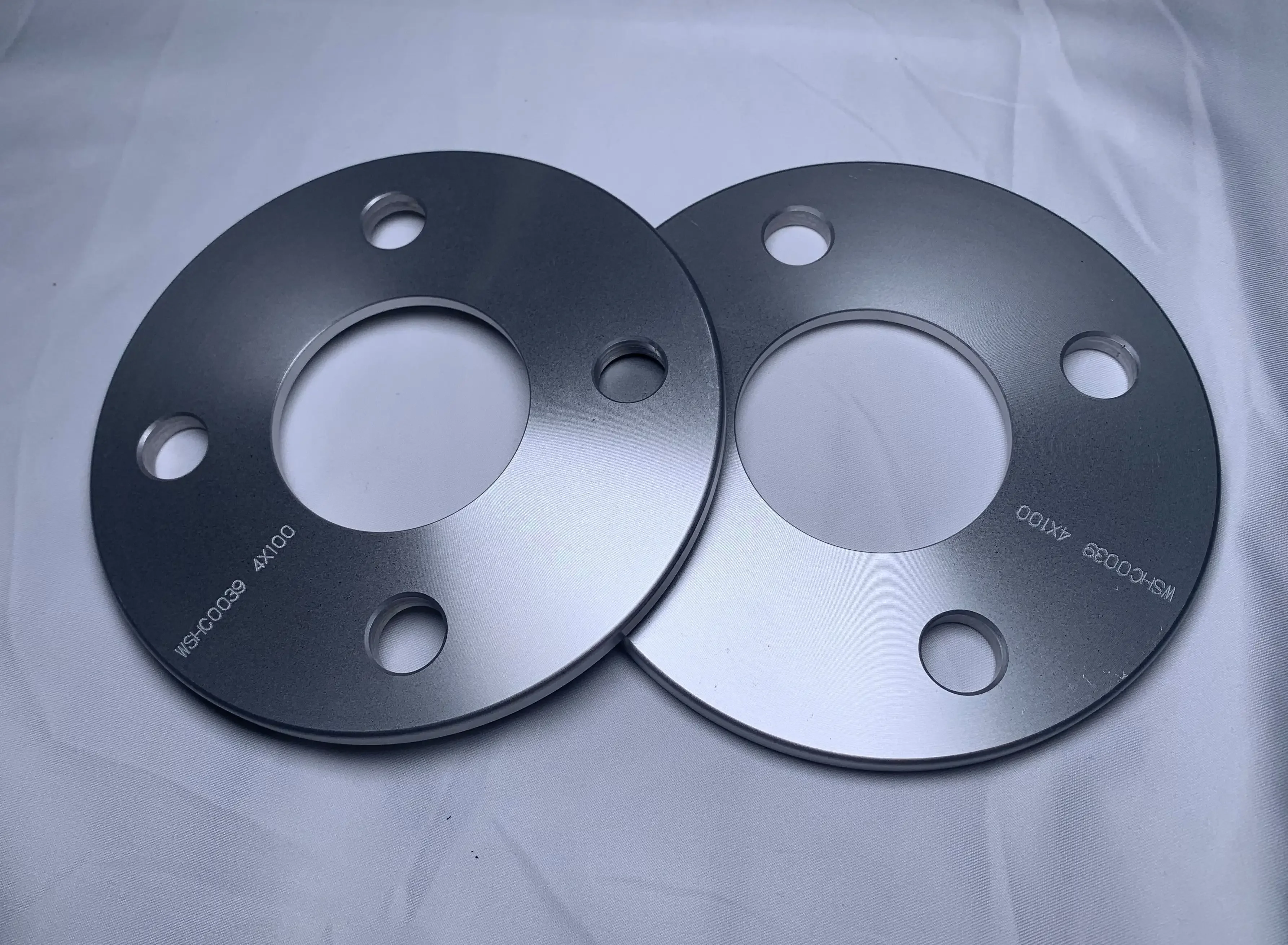 2pcs 5mm Wheel Spacers Adapters PCD 4x100 Center Bore 54.1mm