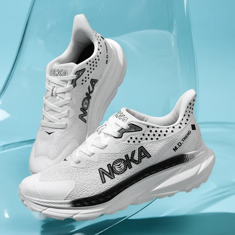 Hot Selling Men Tennis Shoes Comfort Luxurious Outdoor Running Shoes Men Thick Sole Cushioning Durable Professional Sneakers