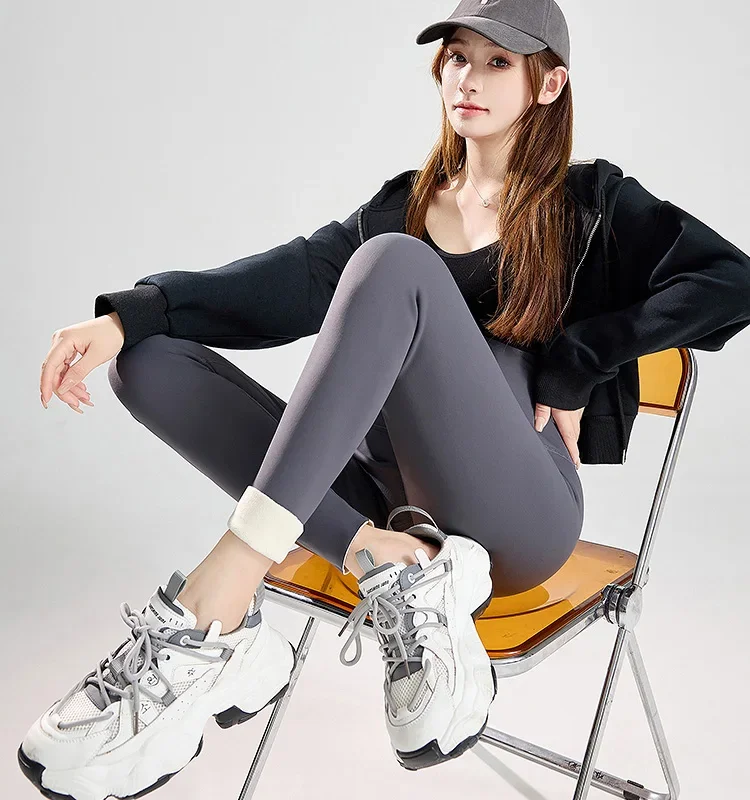 Maternity Shark Velvet Leggings Winter Thicken Warm Seamless Nylon Belly Yoga Pants Clothes for Pregnant Women Autumn Pregnancy