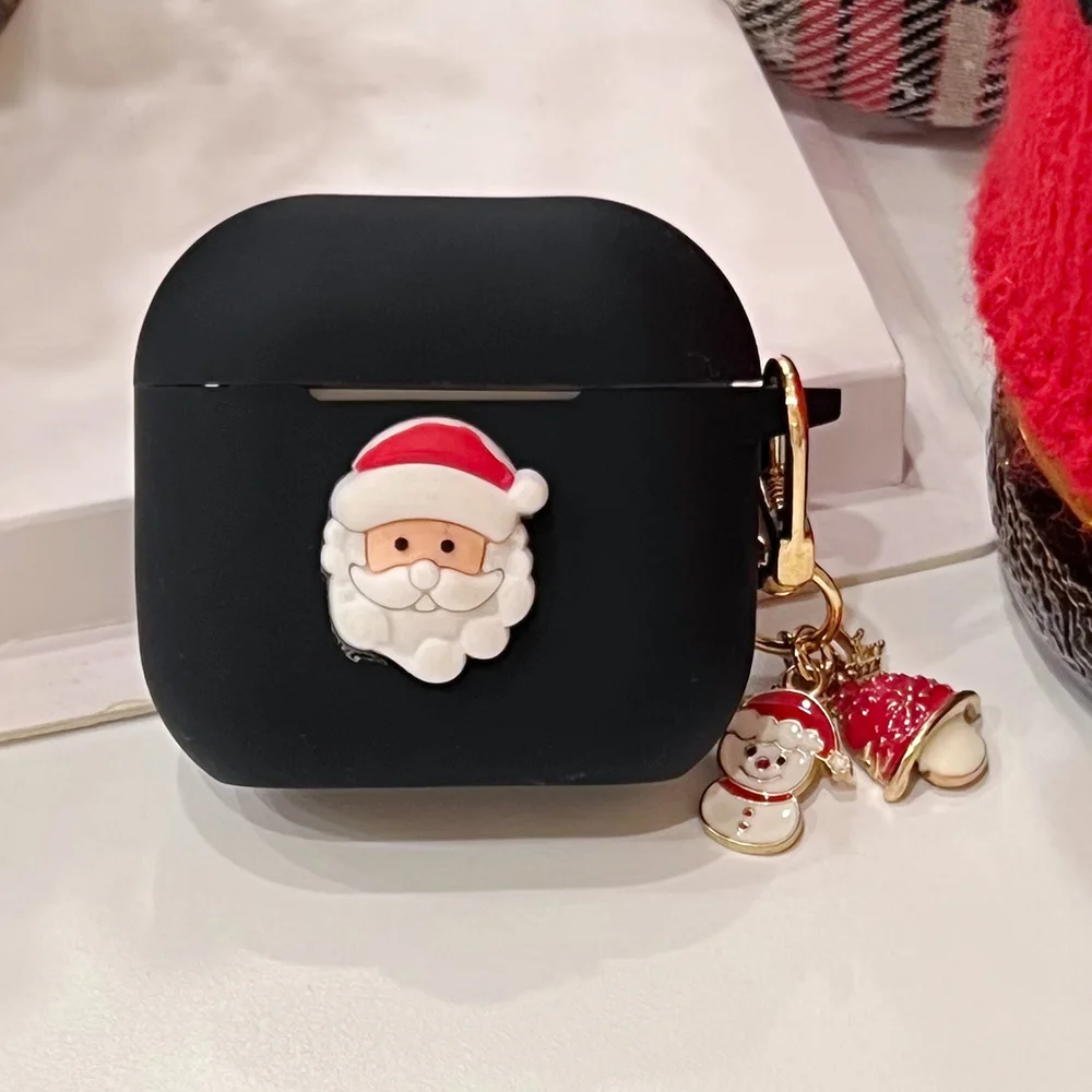 Black Silicone Christmas Earphone Case for AirPods