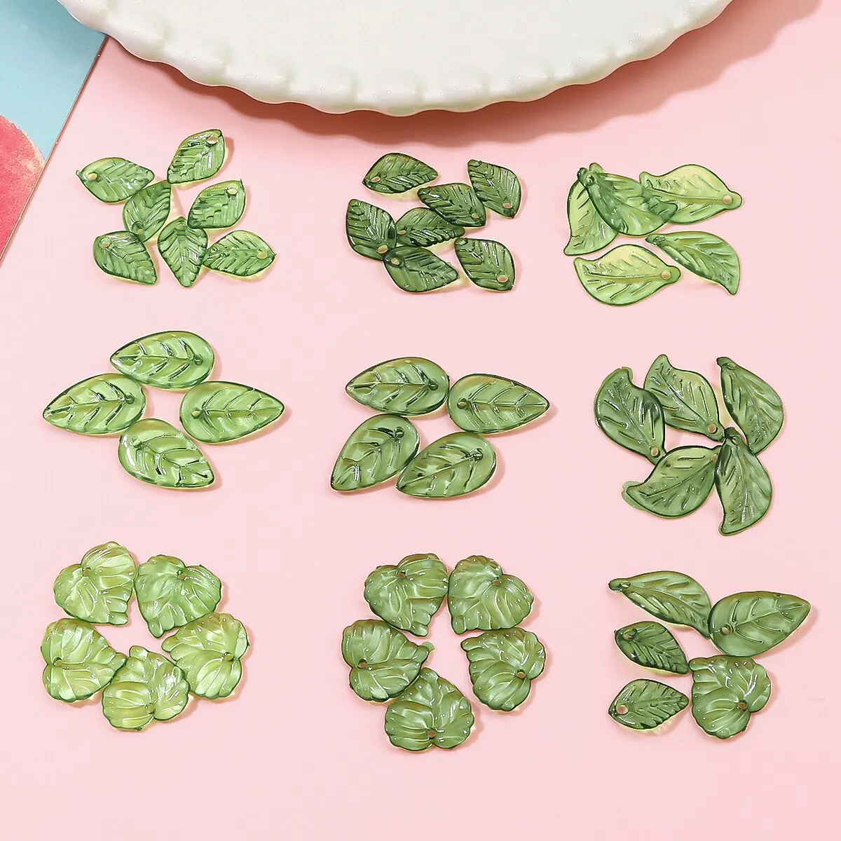 100 stücke Acryl Mini Kleine Baum Blatt Hand Perlen DIY Handgemachte Halskette Ohrringe Lose Perlen Getrennt Perlen Schmuck Zubehör Mater – Detail 6