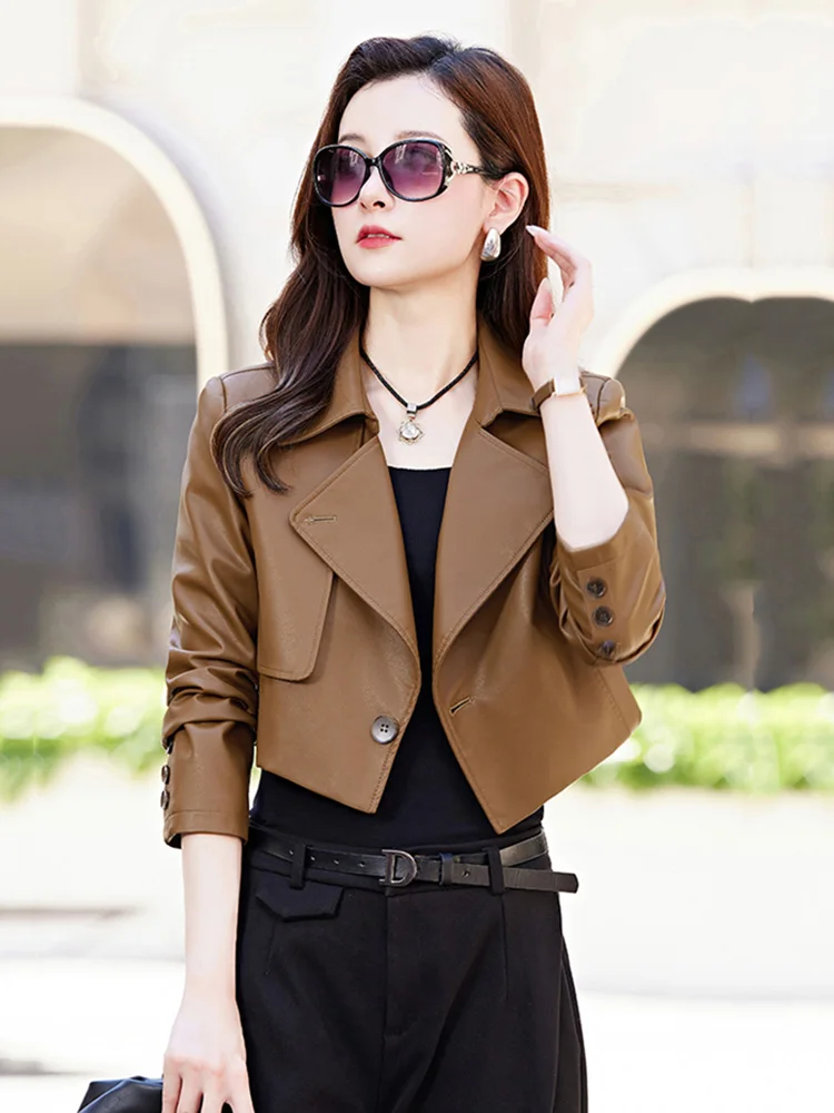 Nouveau Blazer court en cuir pour femmes Printemps Automne Veste chic décontractée à col tailleur et à un seul bouton Cuir fendu Manteau noir