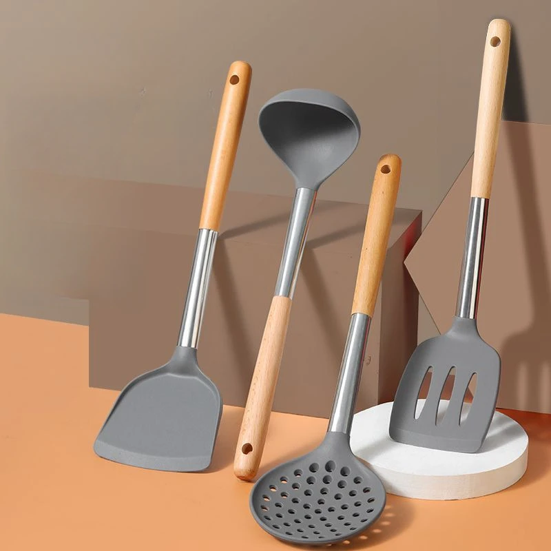 4Pcs/Set Silicone Cooking Utensil Spoon and Spatula Heat Resistant Non Stick Cookware with Wooden Handle Kitchen Baking Tools
