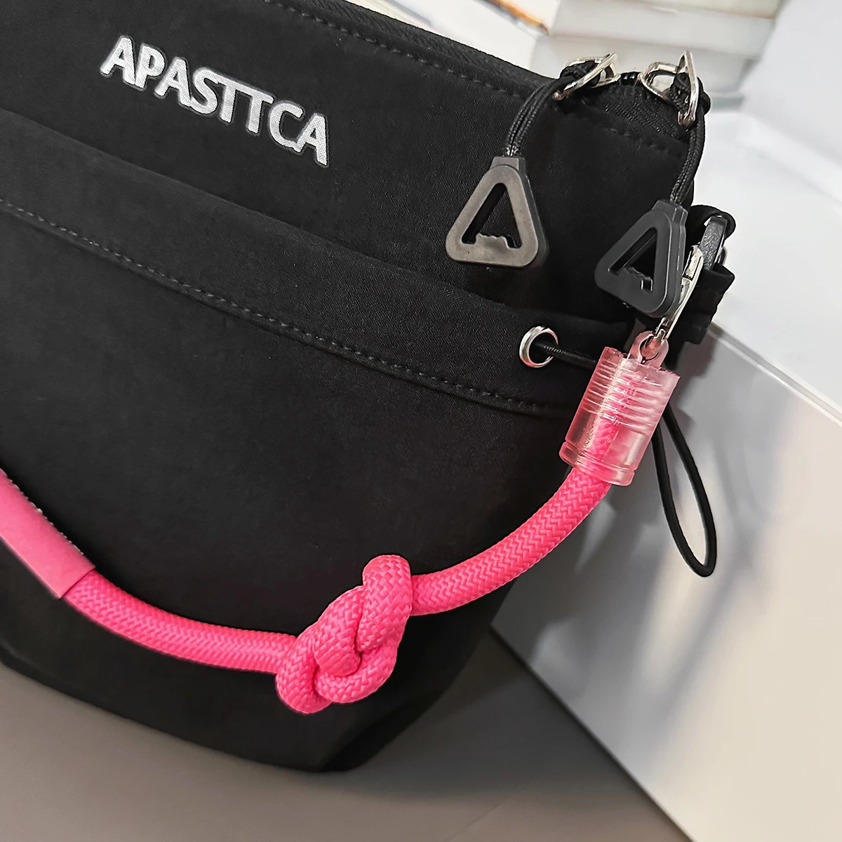 Crossbody Bag for Men and Women 2025 New Japanese Style Style Small Shoulder Bag Casual Versatile Small Bag Lightweight Shoulder Mobile Phone Bag Fashionable Hiking and Mountaineering Students