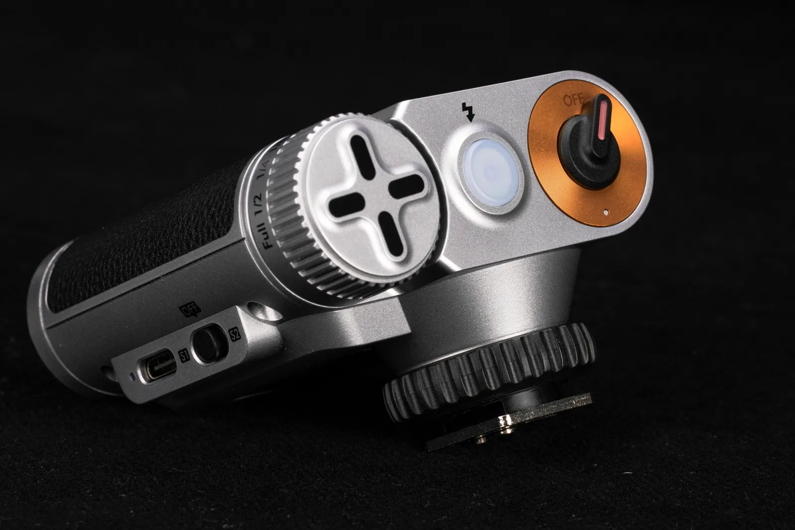 Viltrox Vintage Z1+ Retro On-Camera Flash GN12 with 7 Levels, S1/S2 Optical Cont