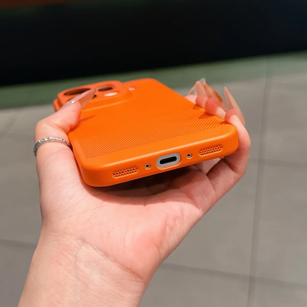 Enhanced Cooling Matte Heat Dissipation Phone Case with Breathable Armor Design