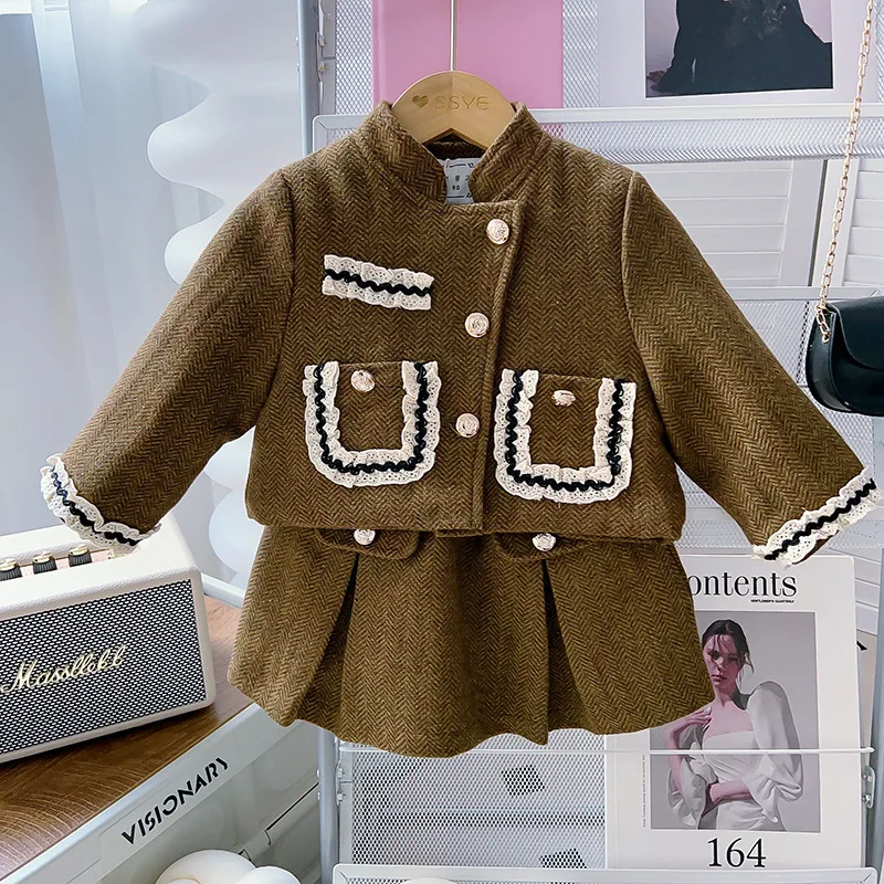 

Childrens Sets Girls Fashionable Winter New 2023 Korean Thick Coat Short Skirt Two Piece Pocket Open Stitch Pleated