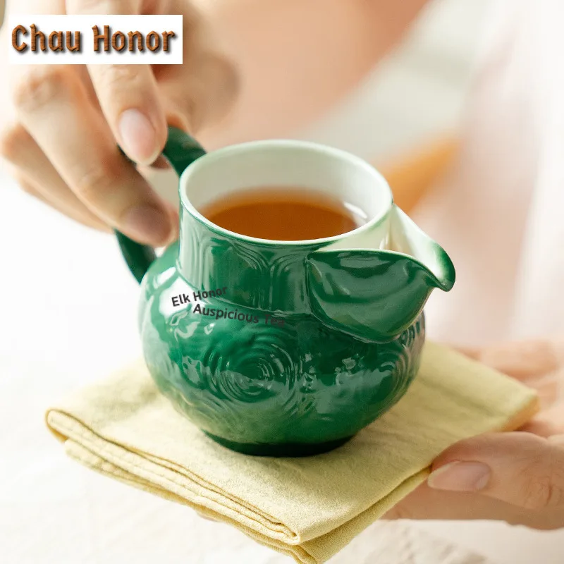 Emerald Green Ceramic Tea Pitcher Pour Tea Fair Cup Cha Hai Dispenser Justice Cup Flower Tea Fair Mug Cafes Ornaments Supplies