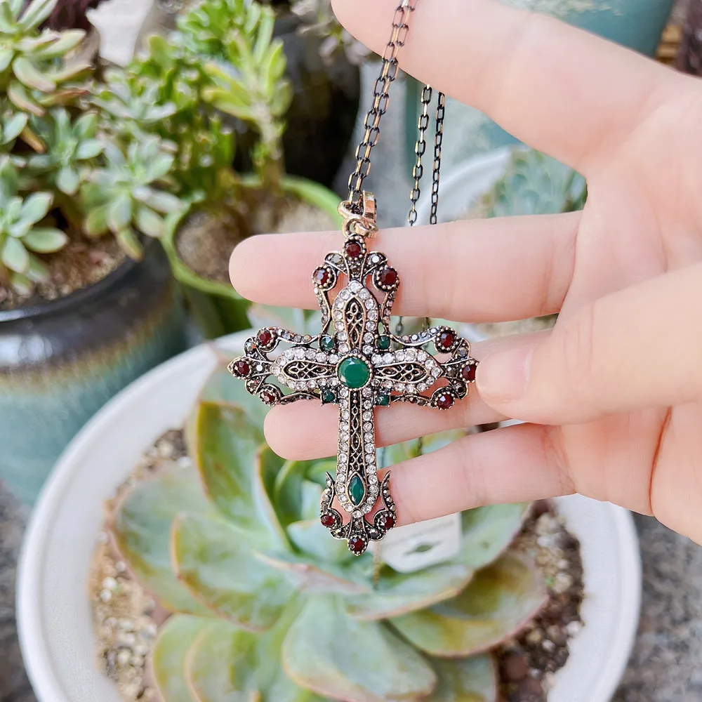 Neovisson Ethnic Jewelry Flower Cross Necklace Antique Gold Color