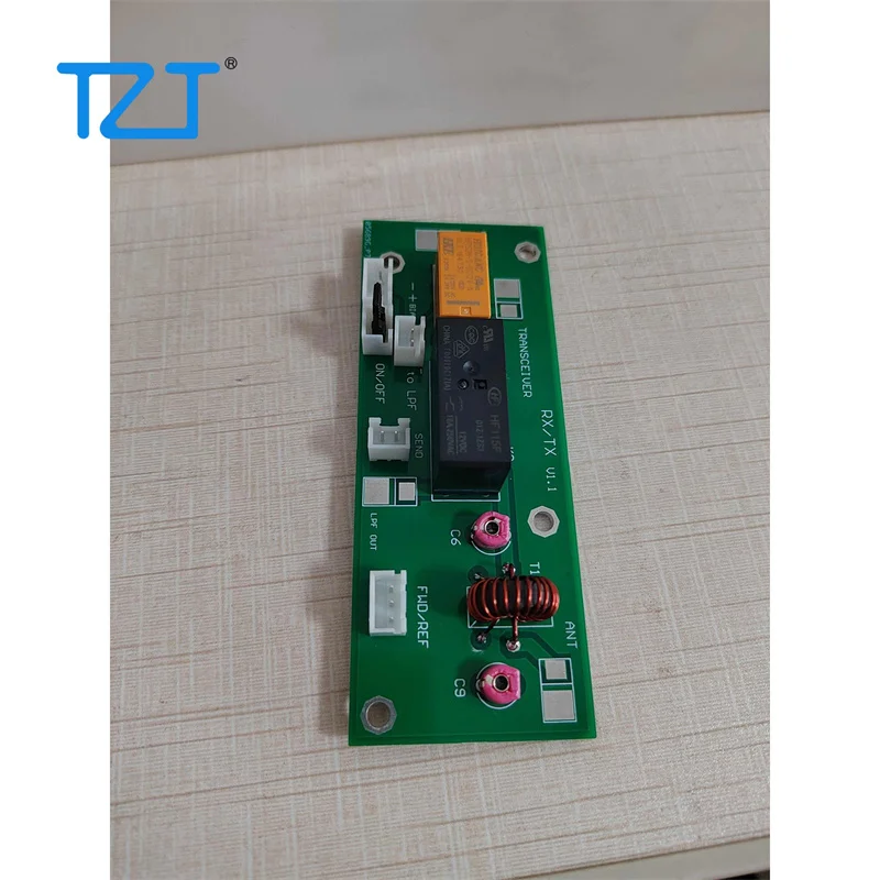 SWR 감지 회로 RX/TX 스위치 보드가 있는 TZT RF 단파 전력 증폭기..