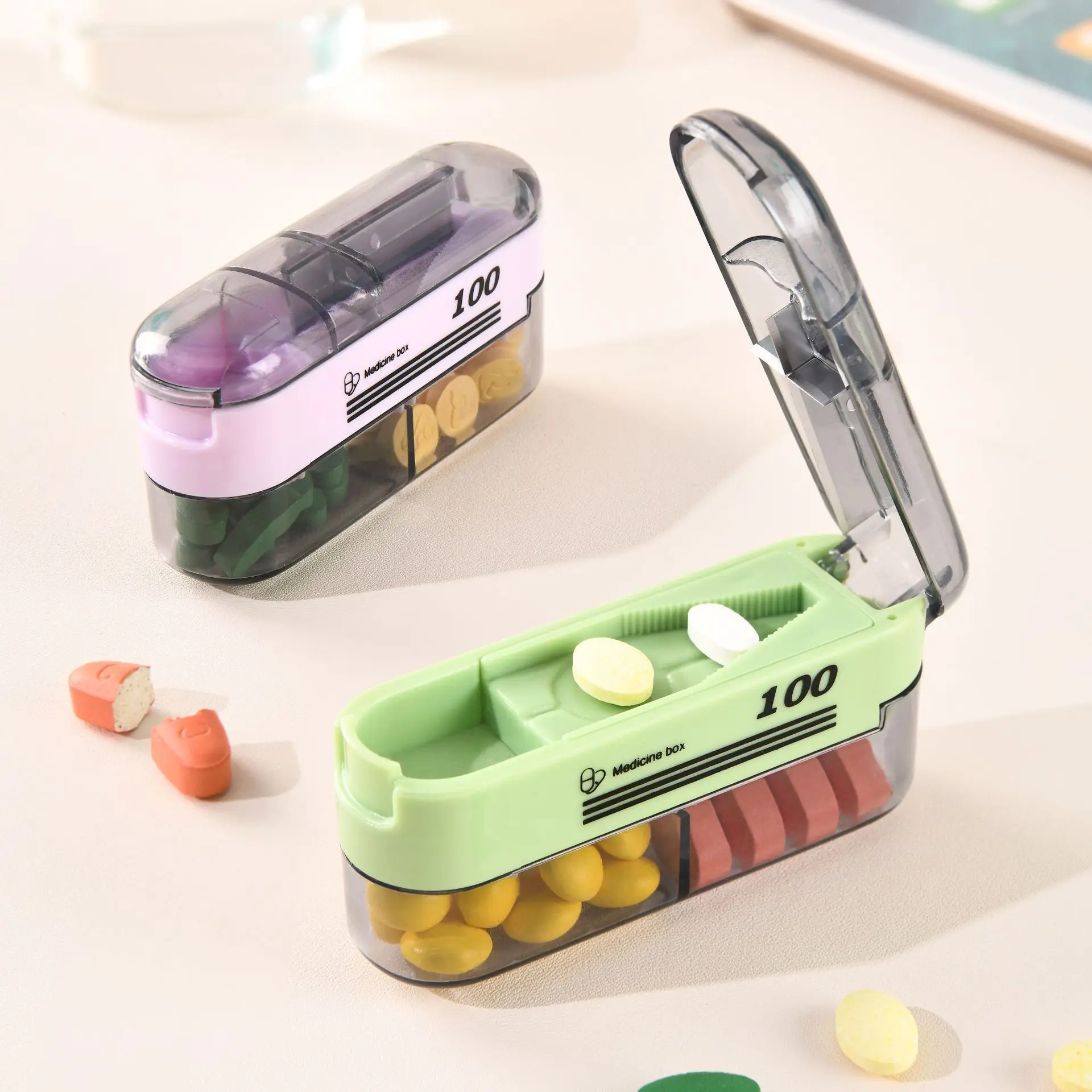 Quartering Pill Cutter With Invisible Storage Box Pill Dispenser Medicine Box Durable Sturdy Pocket Can Be Carried Around