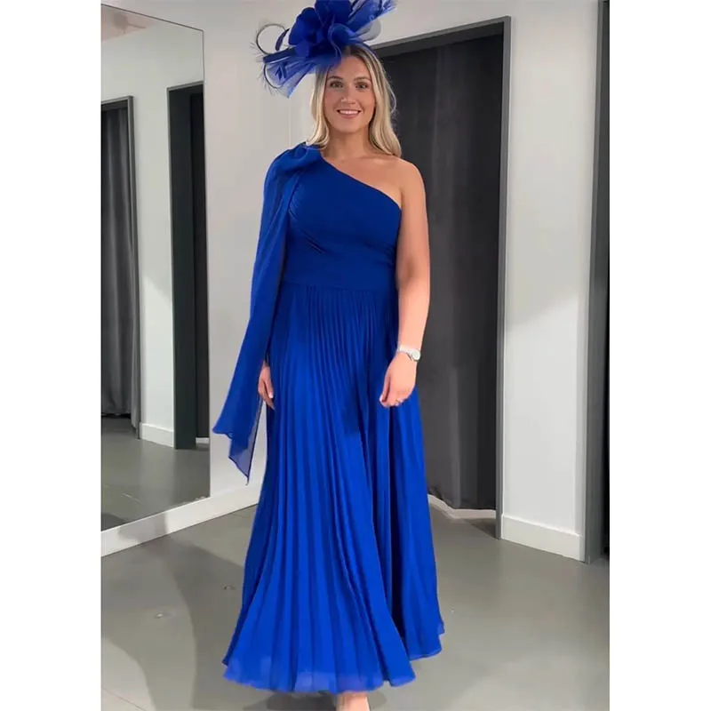 

Graceful Royal Blue Chiffon Mother of the Brides Dresses With Bow A-Line One Shoulder Ankle Length Formal Wedding Party Gown