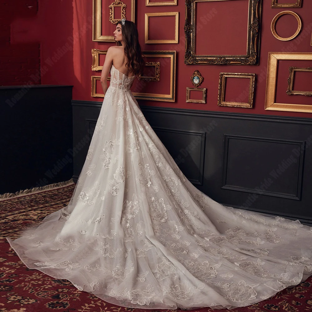 Рисунок 2 - Женское свадебное платье It's yiiya