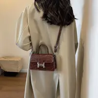 Elegant Lightweight Luxury Women's Bag 2025 New Style Versatile Large Capacity Small Square Shoulder Crossbody Handbag