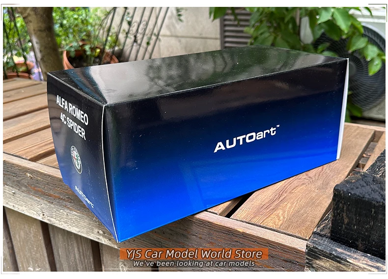 70142: AUTOART AA 1:18 Alfa Romeo 4c Sports car model Alloy Collection gift display for friends and family 