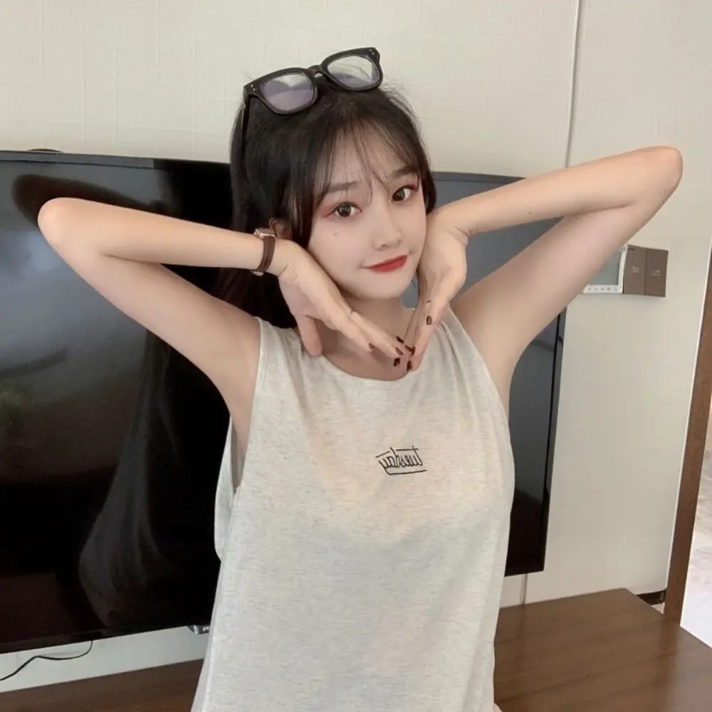 Description Picture 5 of itemBreathable Loose Sleeveless T Shirt Simple Curved Hem Vest Top Women Large Size Summer Clothes Casual Tank Top Girl Ladies