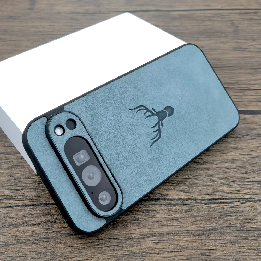 Vintage Leather Phone Case - Elegant Retro Design Cover