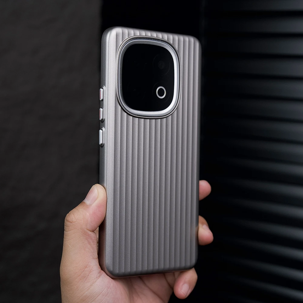 Luxury PC Hard Luggage Stripe Shockproof Bumper Back Cover Case