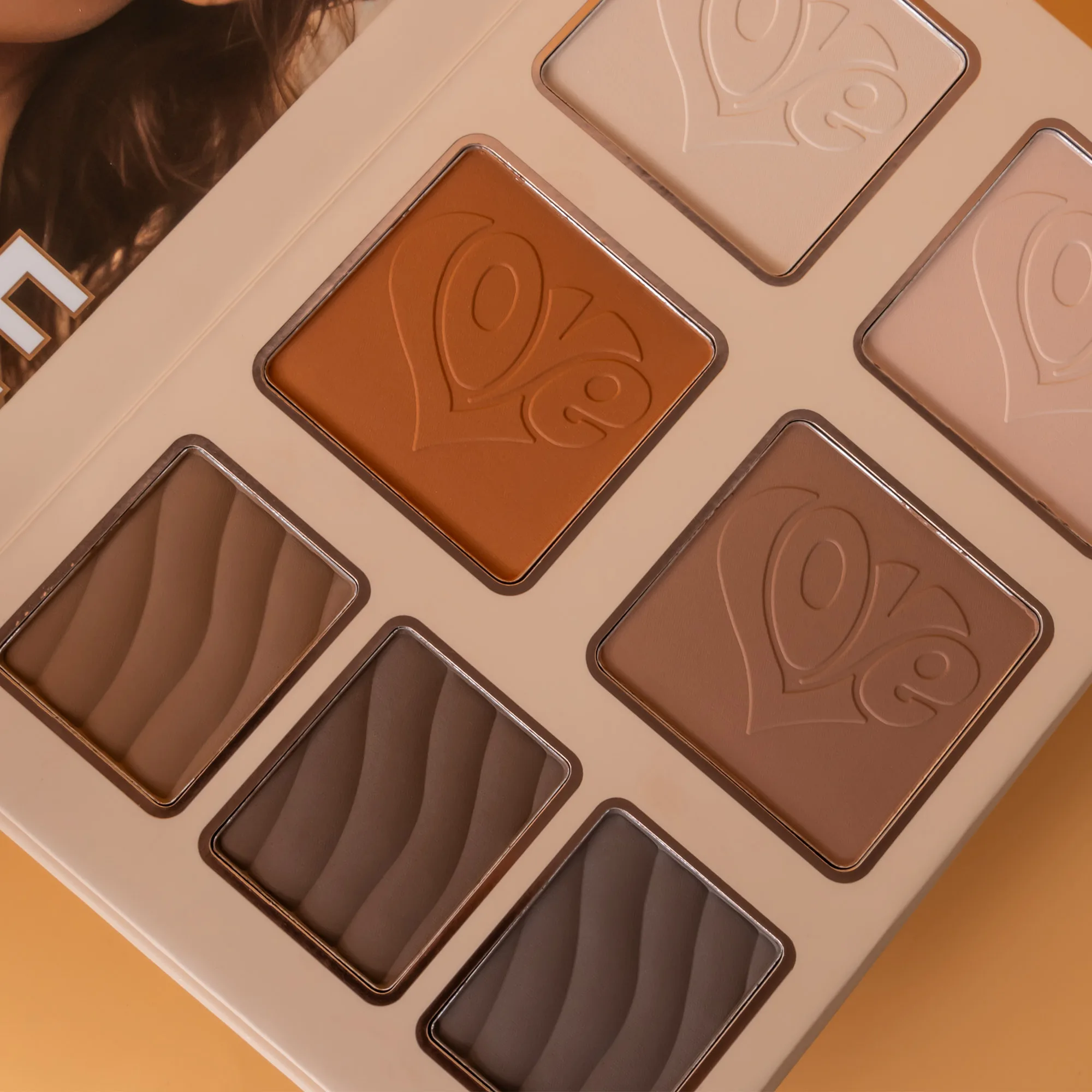43-color makeup palette, four-layer book-style eye shadow palette, matte pearlescent blush, contour and highlight all in one 2