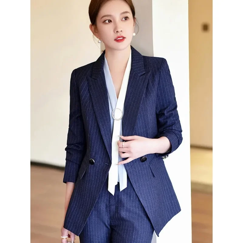 Рисунок 6 - Женский Однобортный блейзер с длинным рукавом