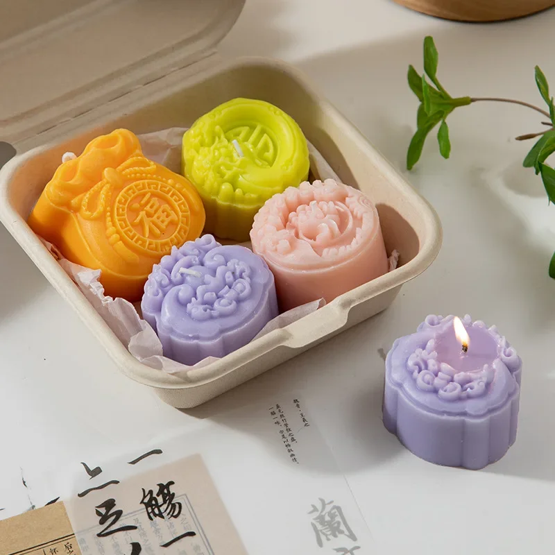 

Mooncake Shaped Aromatherapy Candle Gift Box