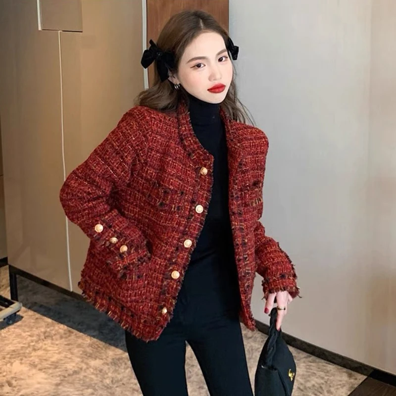 Red Tweed Jacket Women Vintage Single Breasted Short Outwear French Style Tassel Patchwork Long Sleeve Design Coat Autumn Winter