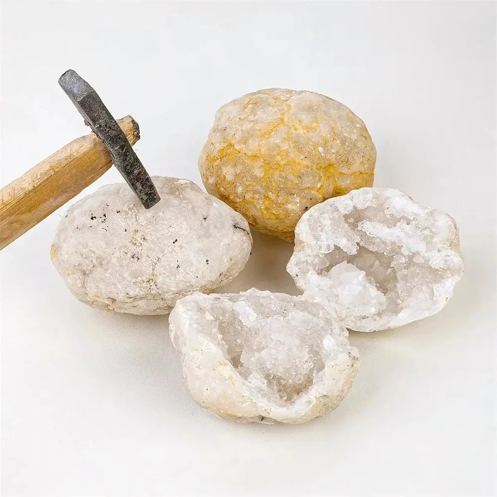 Natürliche ungeöffnete Achat-Geode, rohe Kristalle, Mineralenergie, Heilung, raue Steine, Kristallcluster, Höhlensammlung, Probendekoration – Detail 4
