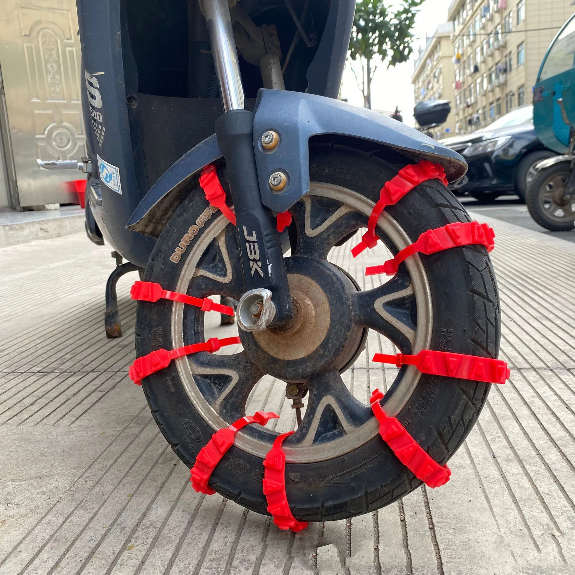Anti-slip Motorcycle Tie Emergency Safety Belt Snow Chains Winter Outdoor Reusable Ties Motorcycle Car Bike Wheel tire chains