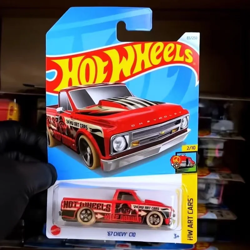 ミニカー HOT WHEELS CHEVROLET C/10 Amazon.com: Hot Wheels '67 Chevy C10 : Toys & Games