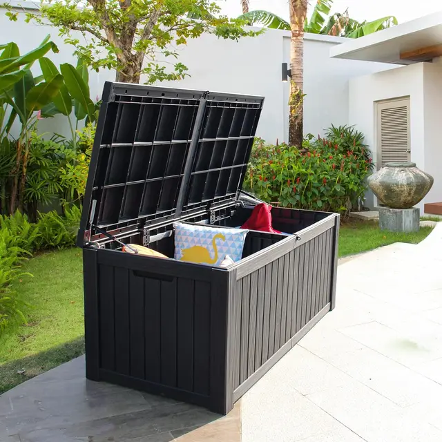 150 Gallon Large Deck Box 4