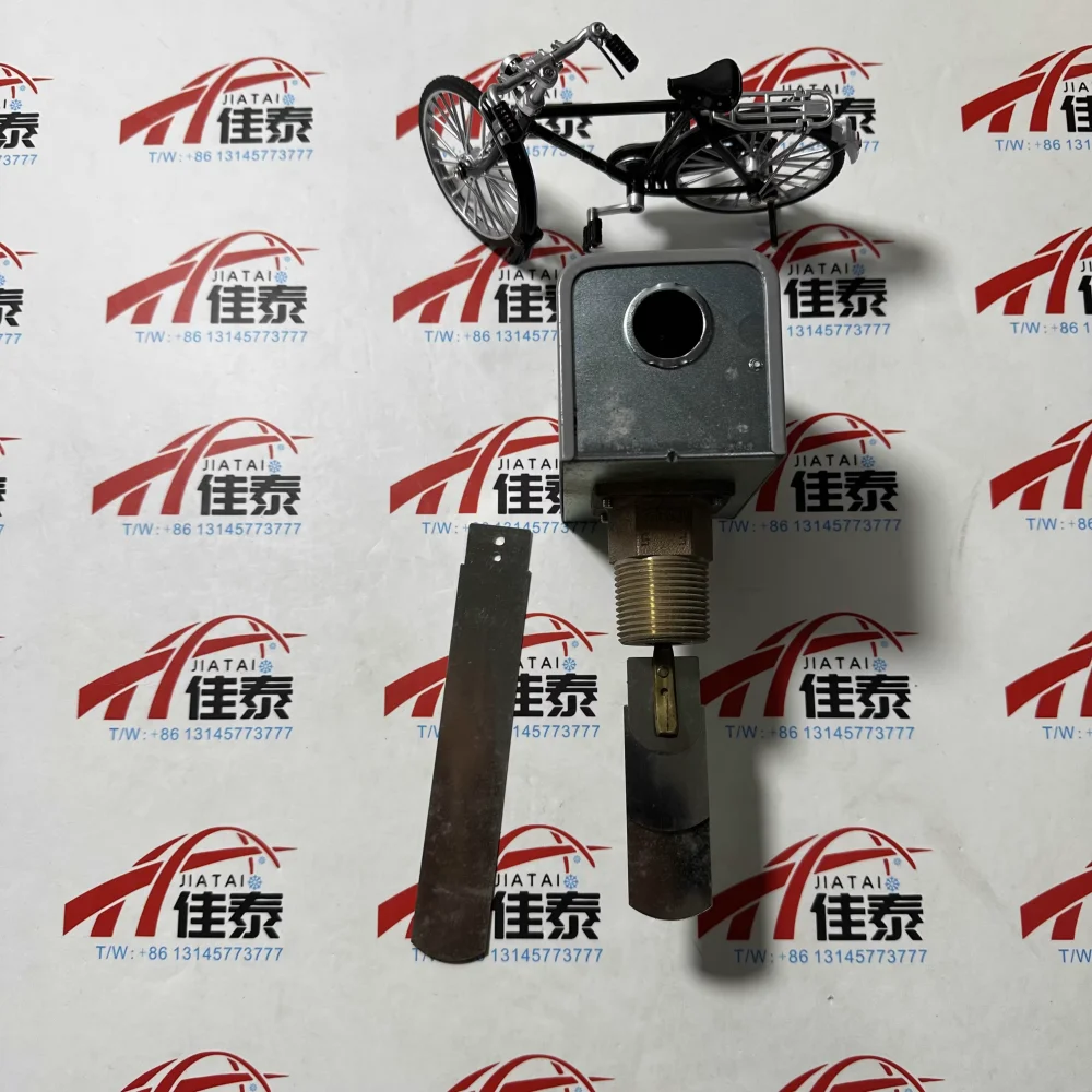 Slide image eeb5bd00cd664819ab62fc97946d92cc