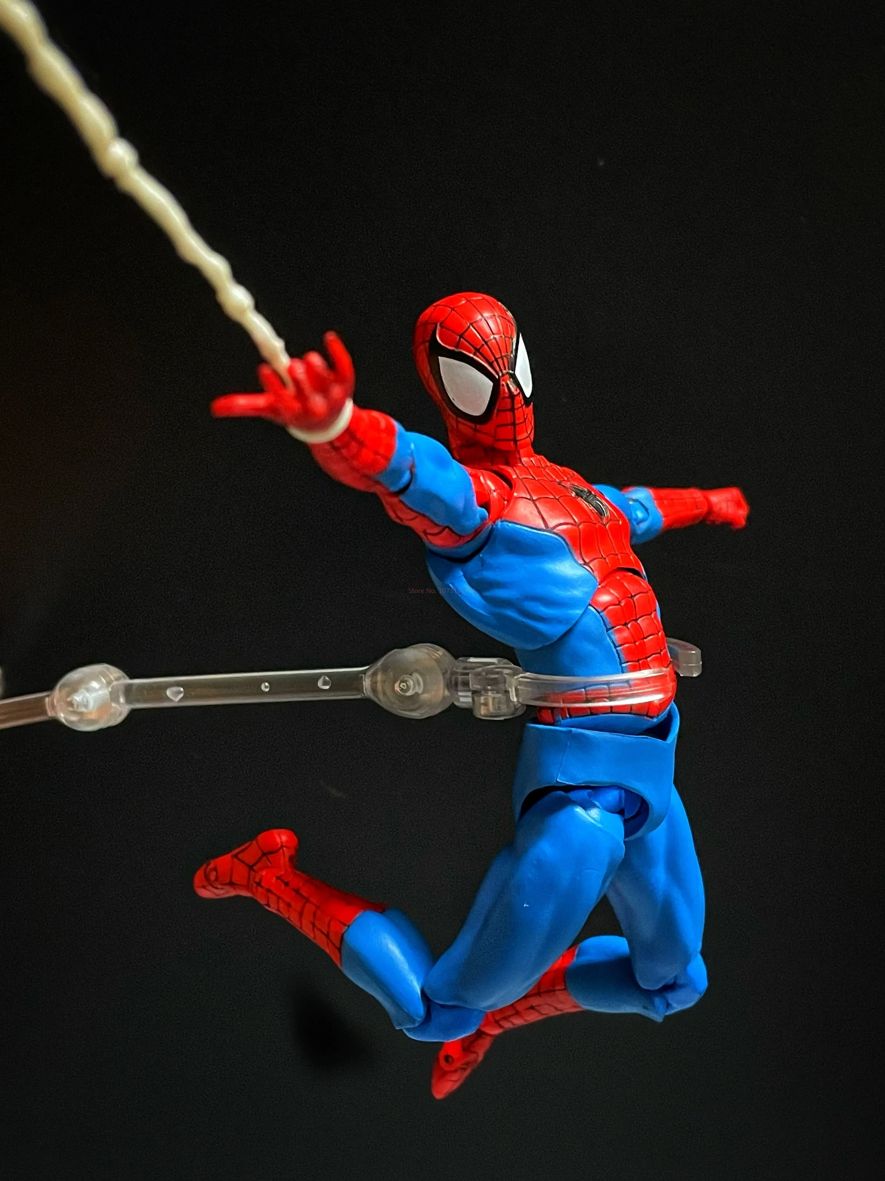 MAFEX スパイダーマン アクションフィギュア 185 Amazon.com: メディコム・トイ(MEDICOM TOY) MAFEX No.185