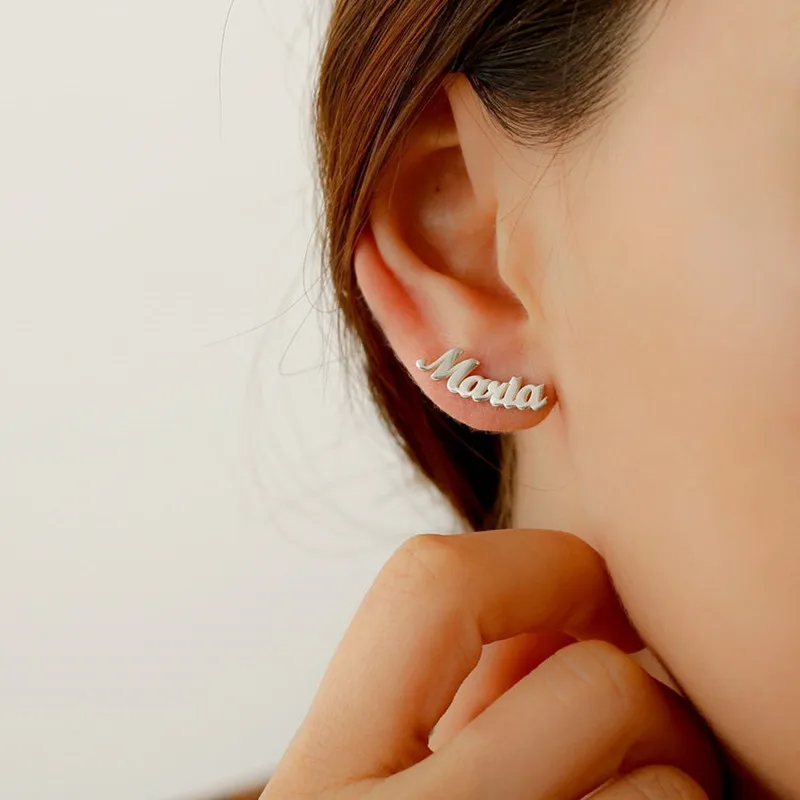 Рисунок 4 - Индивидуальные именные серьги для женщин