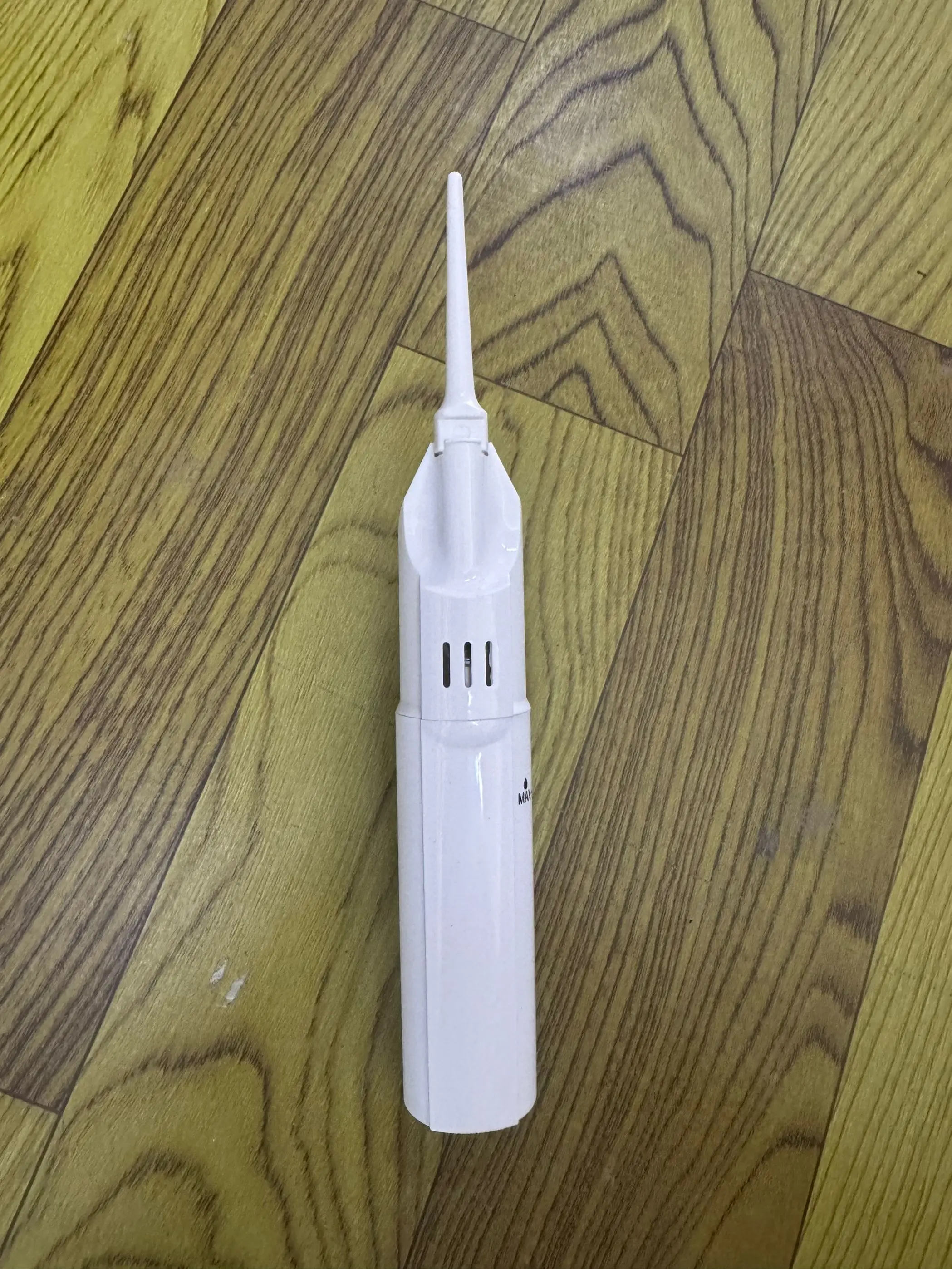 Portable High Pressure Oral Irrigator Teeth Clean Water Dental Floss Household Manual High Pressure Water Jet