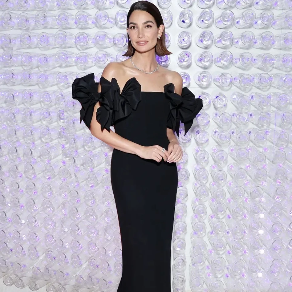 

2023 New Summer Women Black Color Short Sleeveless Slash Neck Three-dimensional Bow Sexy Off-The-Shoulder Evening Party Dress