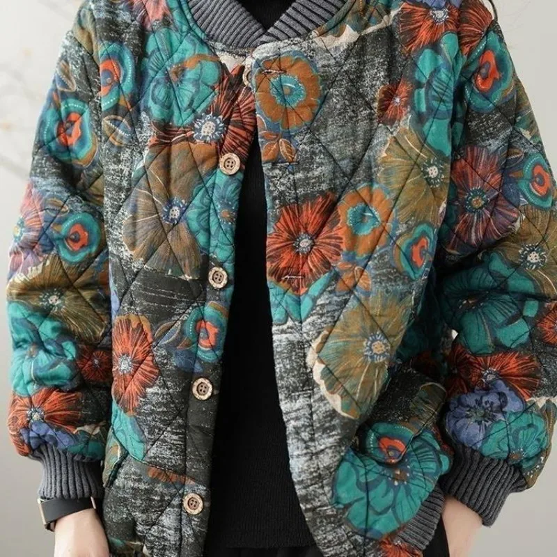 Рисунок 3 - Новинка 2024, женское пуховое пальто из хлопка