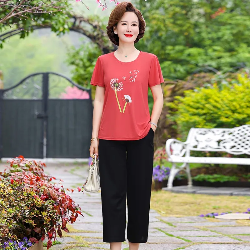 

Middle-Aged Elderly Women Cotton Linen Two-Piece Set Loose Short Sleeve Cropped Pant Grandma Suit Fashion Mother Clothes