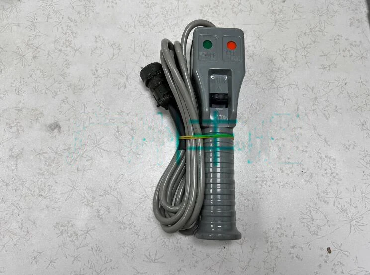 TOYOTA ラウンドクルーザー　ウィンチリモコン TOYOTA ラウンドクルーザー ウィンチリモコン