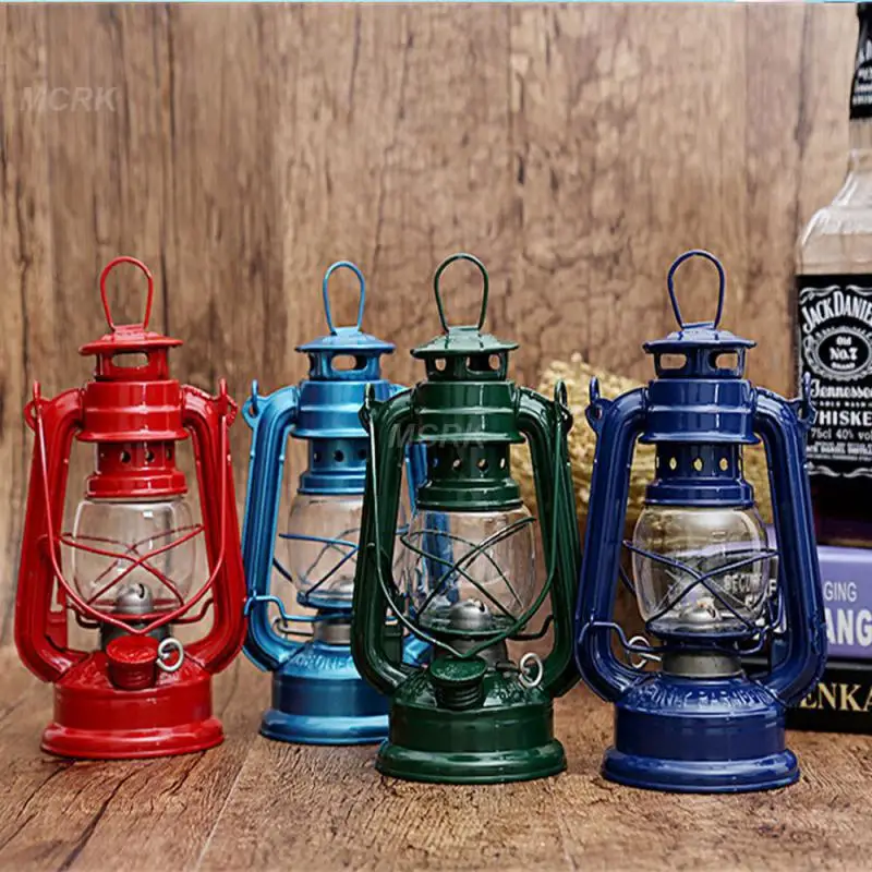 

19/25cm Retro Outdoor Camping Kerosene Lamp Portable Lantern Bronze Colored Oil Lamp Vintage Photo Props Outdoor Camping Lights