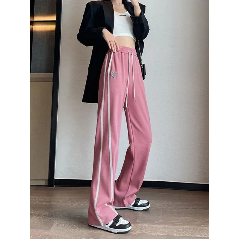 Рисунок 6 - Уличная одежда, женские полосатые спортивные брюки Y2K