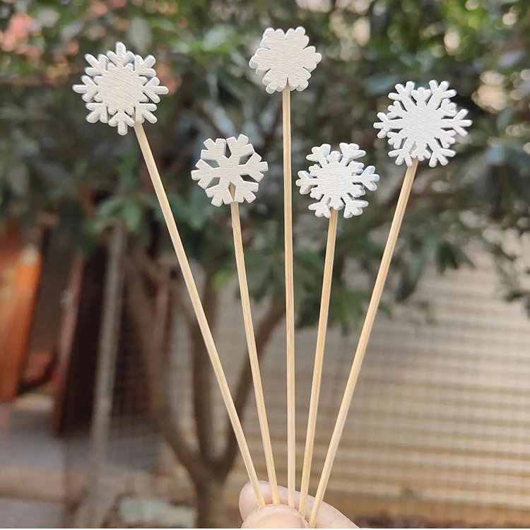 50/100Pcs Christmas Bamboo Skewer Cocktail Picks Cupcake Topper Disposable Food Dessert Toothpicks Fruit Sticks Party Supplies