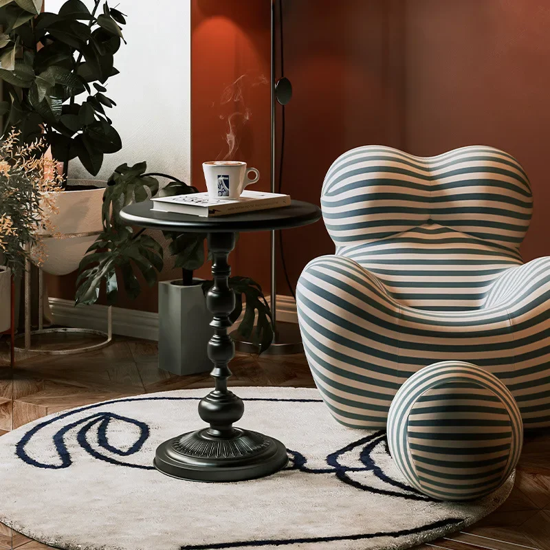 Nordic Iron Small Round Table Retro Living Room Coffee Table Creative Mobile Sofa Bedside Mini Bedrrom Household Furniture