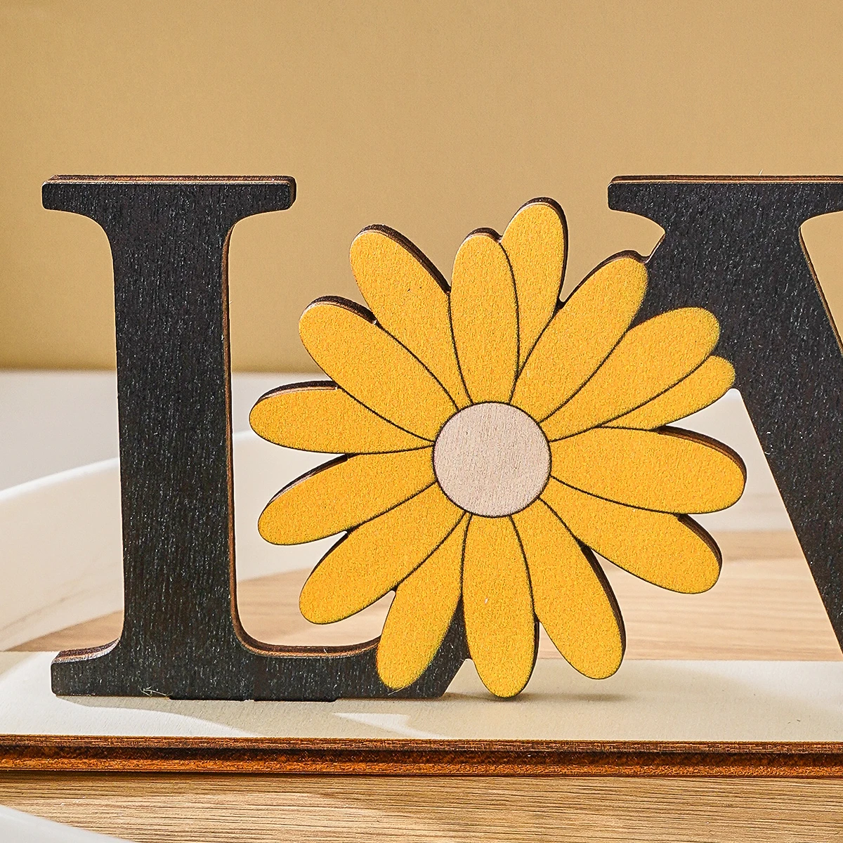 1PC, Valentine's day, a wooden "love" letter decorative item with a bee flower shape
