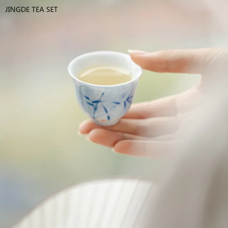 40ml Hand-painted Blue and White Porcelain Tea Cup Underglaze Beauty Master Cup Ceramic Personal Single Cup Home Tea Accessories