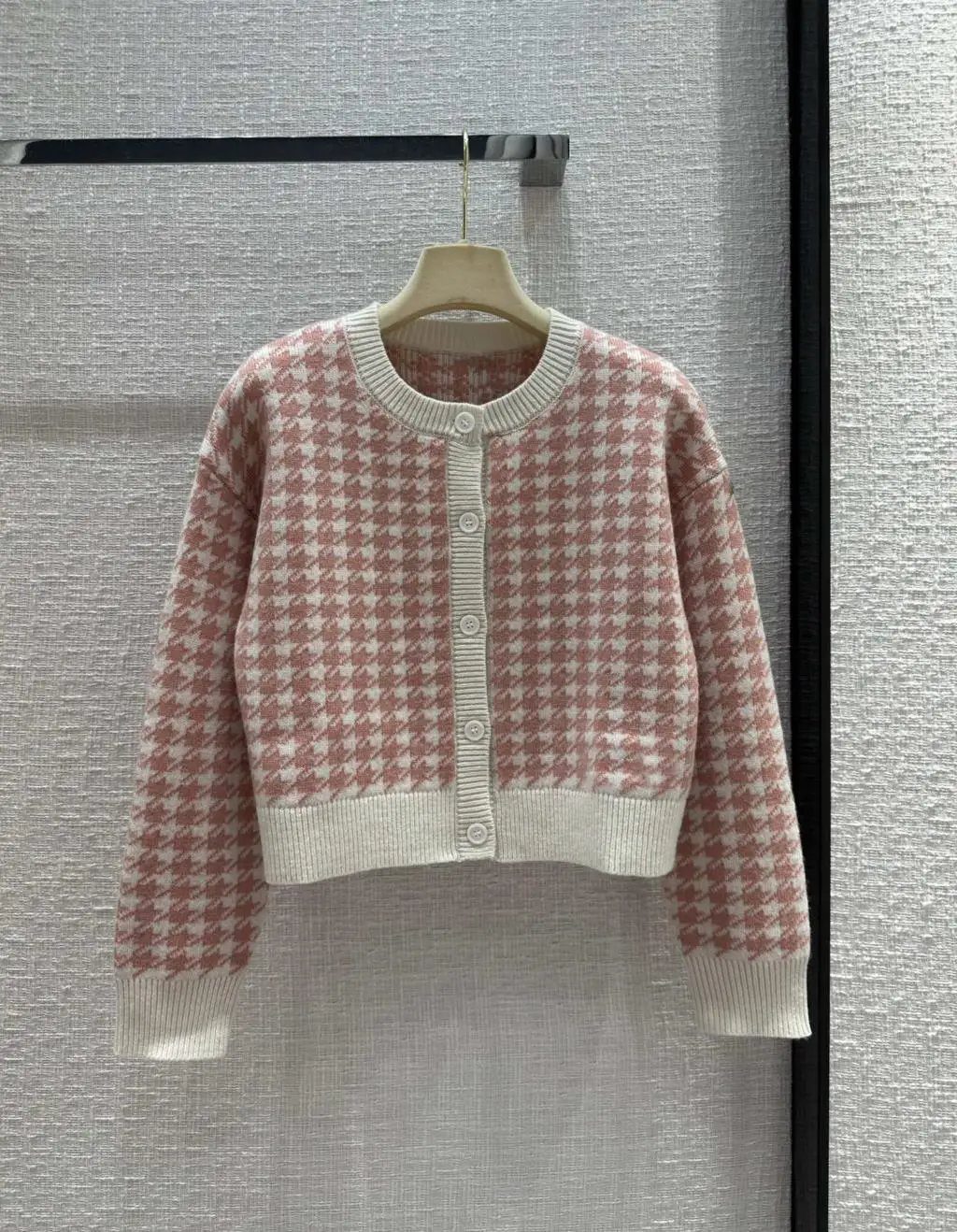 

2023 Women's Clothing pink knit cardigan with a thousand birds check cardigan Autumn Winter New 1056