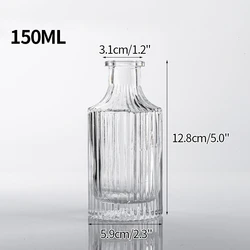 Elegant Transparent Glass Vase for Floral Arrangements and Home Decor (D4)